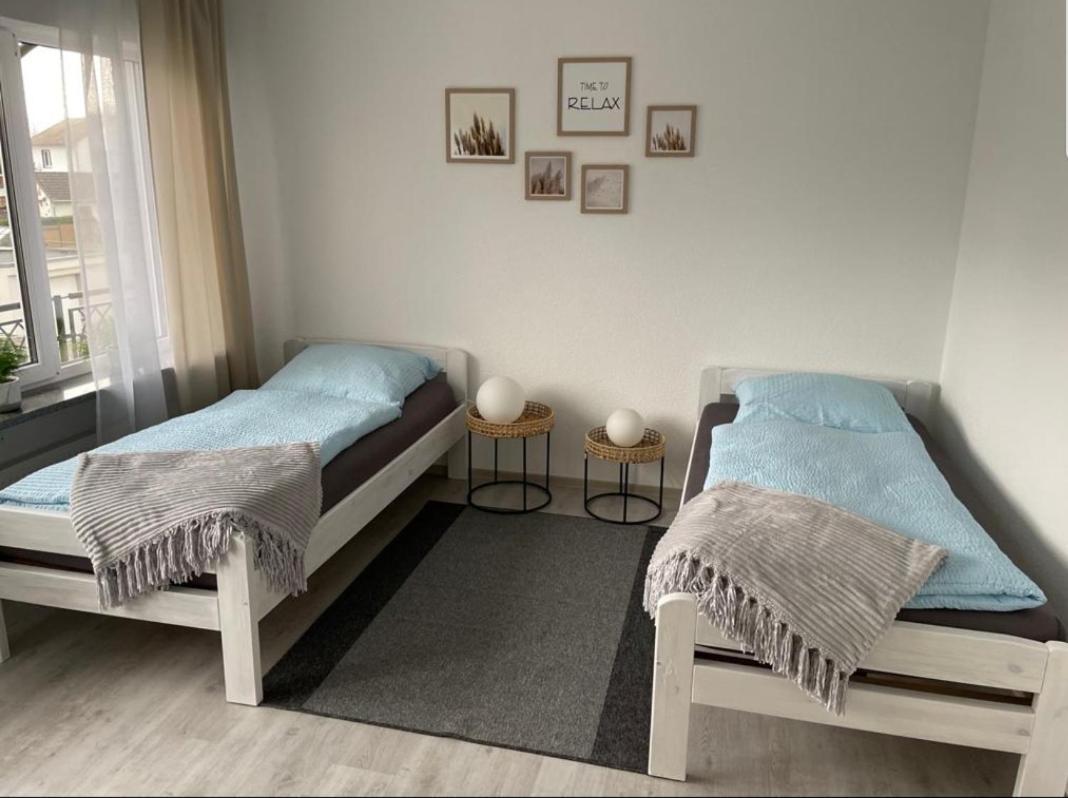 Fewo Mit Terasse Neuwied & Koblenz Exteriör bild