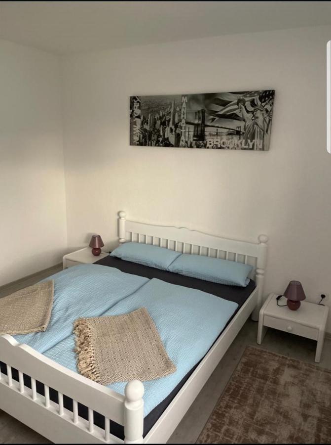 Fewo Mit Terasse Neuwied & Koblenz Exteriör bild